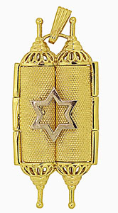 14KY TORAH SCROLL PEND W/STAR 1.5